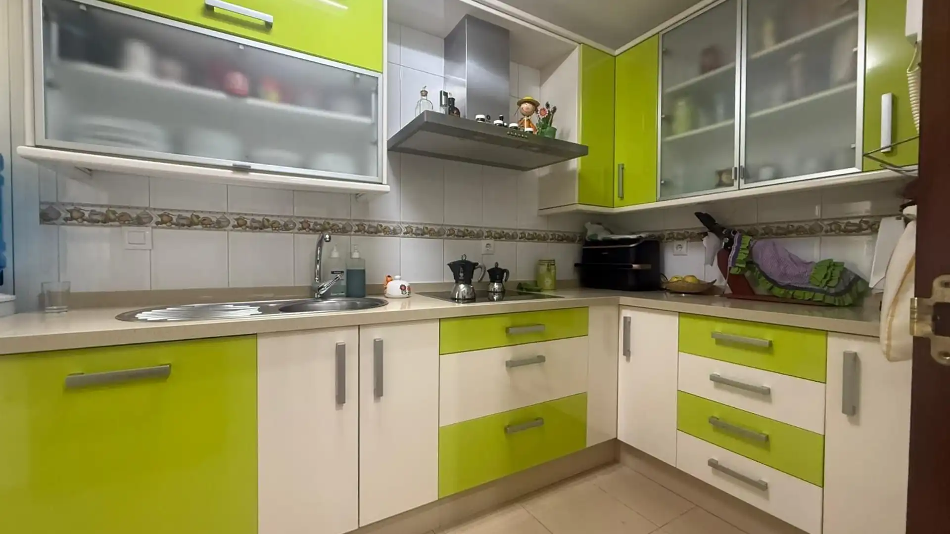 Kitchen of Flat for sale in  Huelva Capital  with Air Conditioner