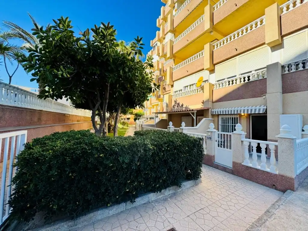 Apartament amb piscina en venda a La Mata, imagen 21