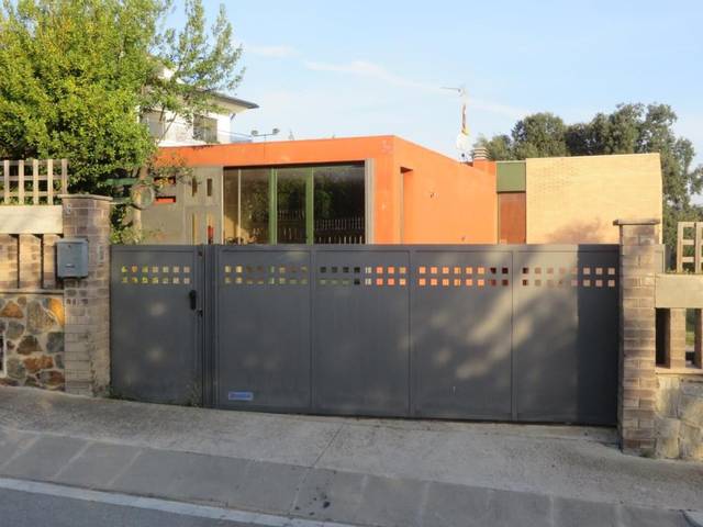 Casa-chalet en Venta en Carrer de la Tórtora, 8 en Lliçà d'Amunt