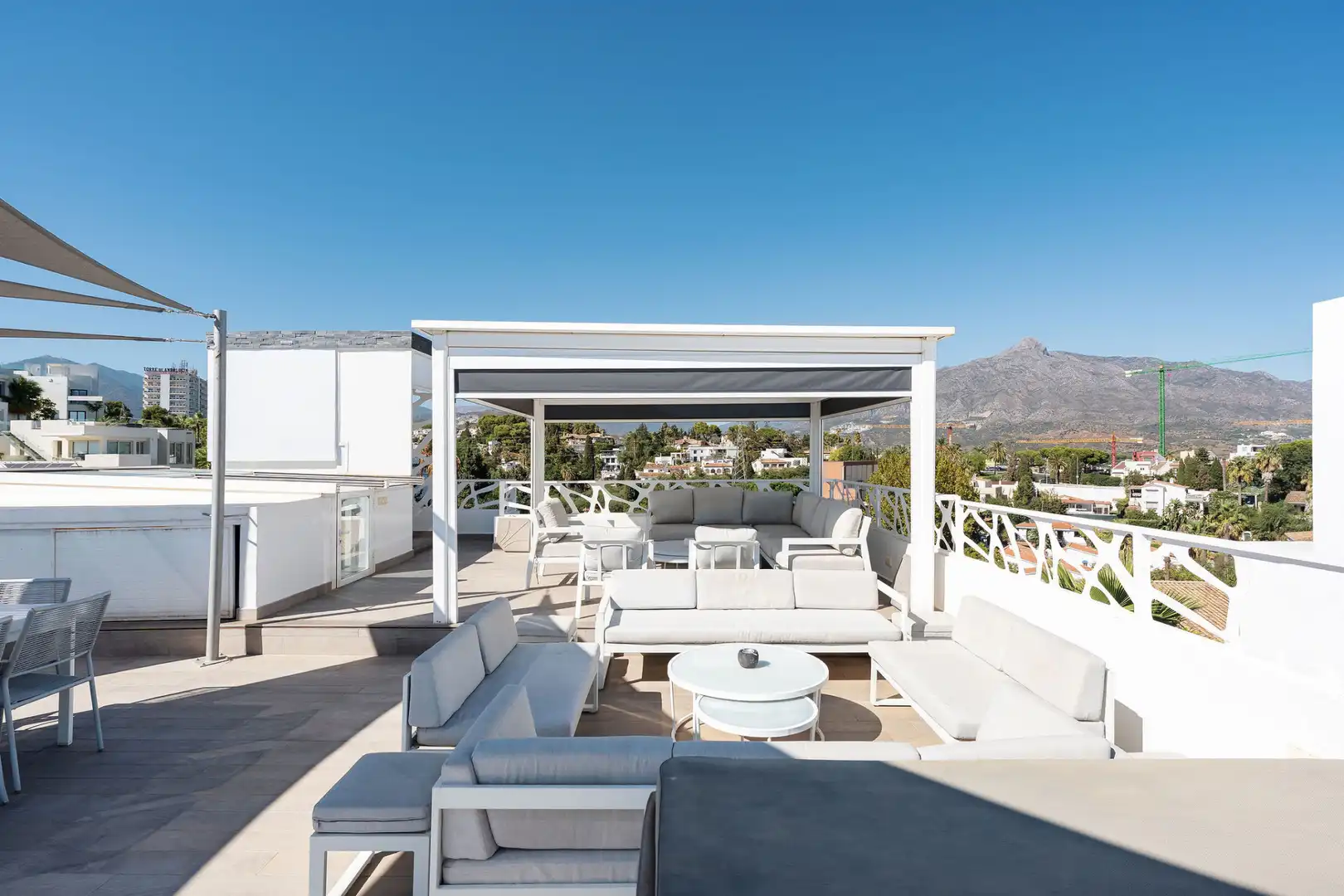 Haus mit Terrasse zum Verkauf in Nueva Andalucía, imagen 26