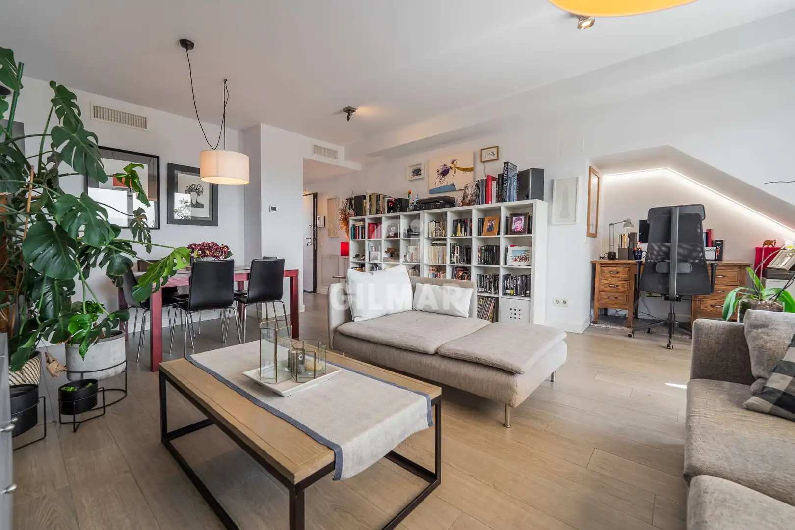 Living room of Duplexes for sale in Madrid  with Heating, Private garden and Storage room