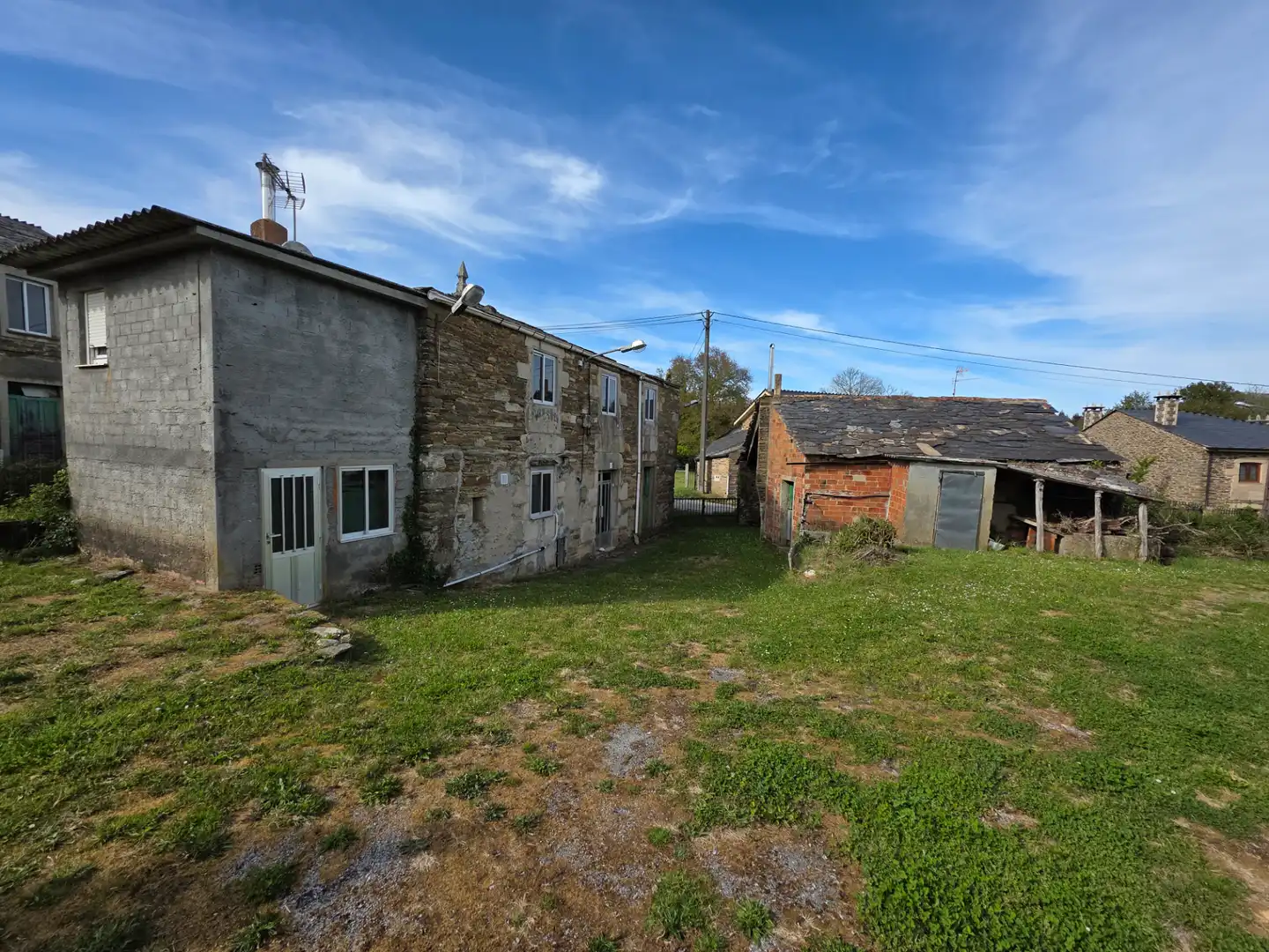 Vista exterior de Finca rústica en venda en Vilalba amb Jardí privat