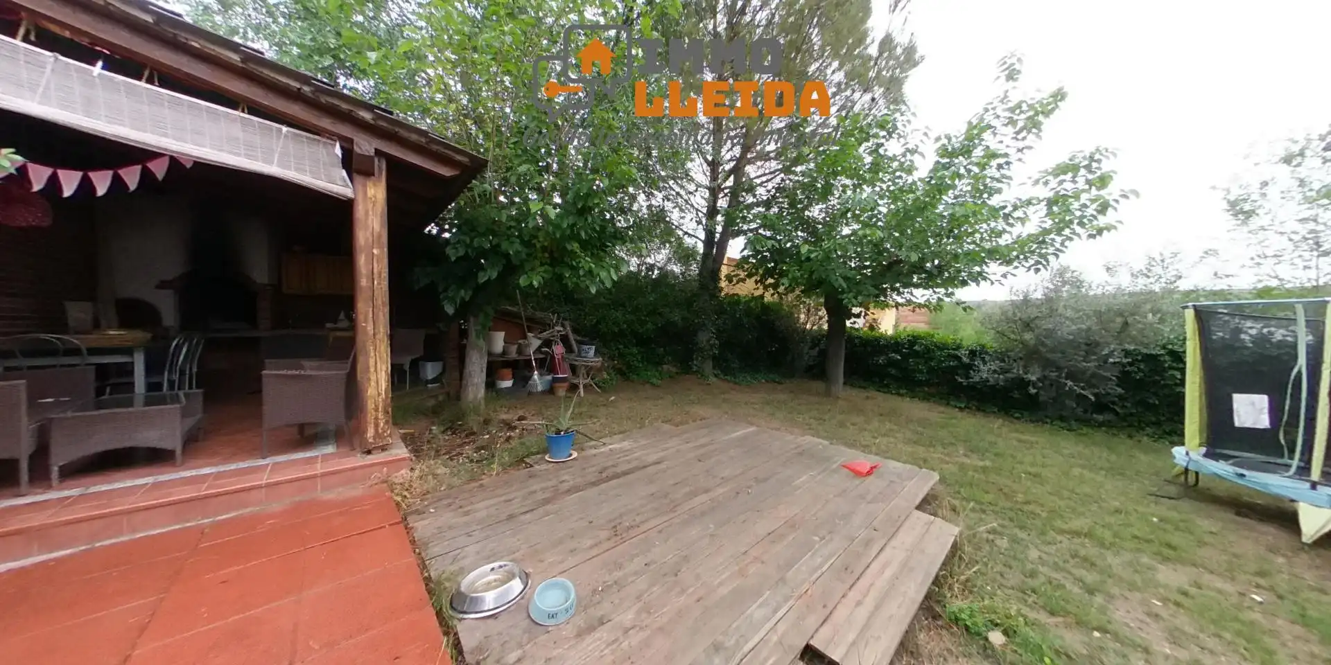 Jardí de Casa o xalet en venda en La Sentiu de Sió amb Calefacció, Terrassa i Traster