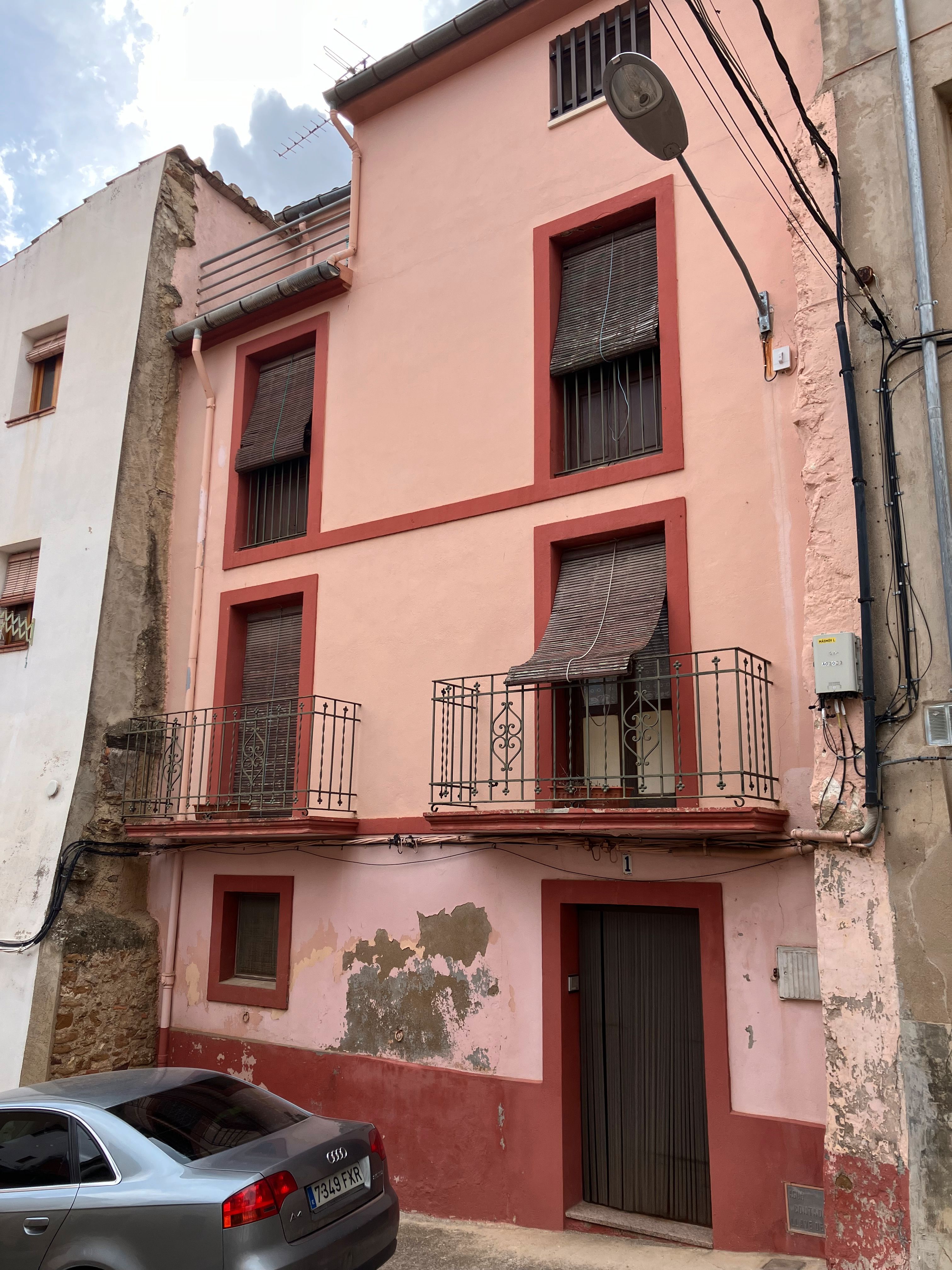 Vista exterior de Casa o xalet en venda en Benassal amb Terrassa i Moblat