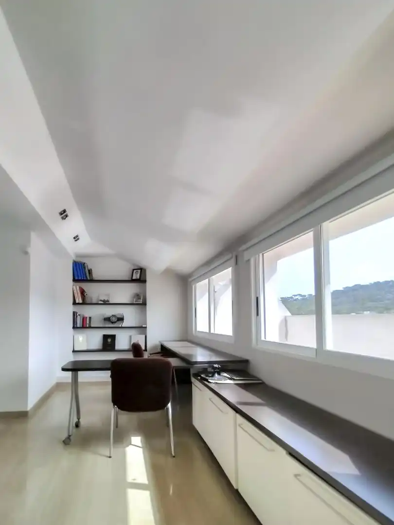 Casa adosada en venta en Alquenència - Venècia