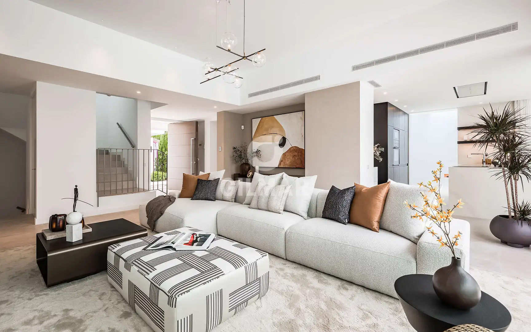 Sala de estar de Casa o chalet en venta en Estepona con Calefacción, Jardín privado y Piscina