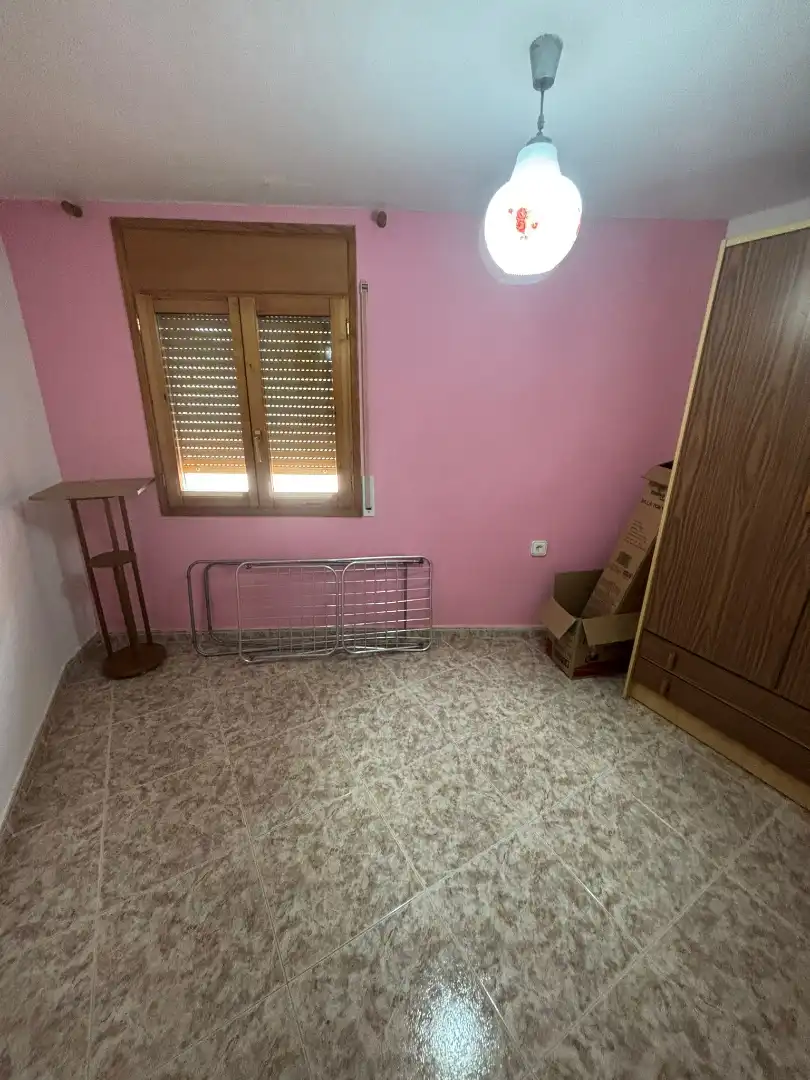Dormitori de Casa o xalet en venda en Corbera d'Ebre amb Calefacció, Traster i Balcó