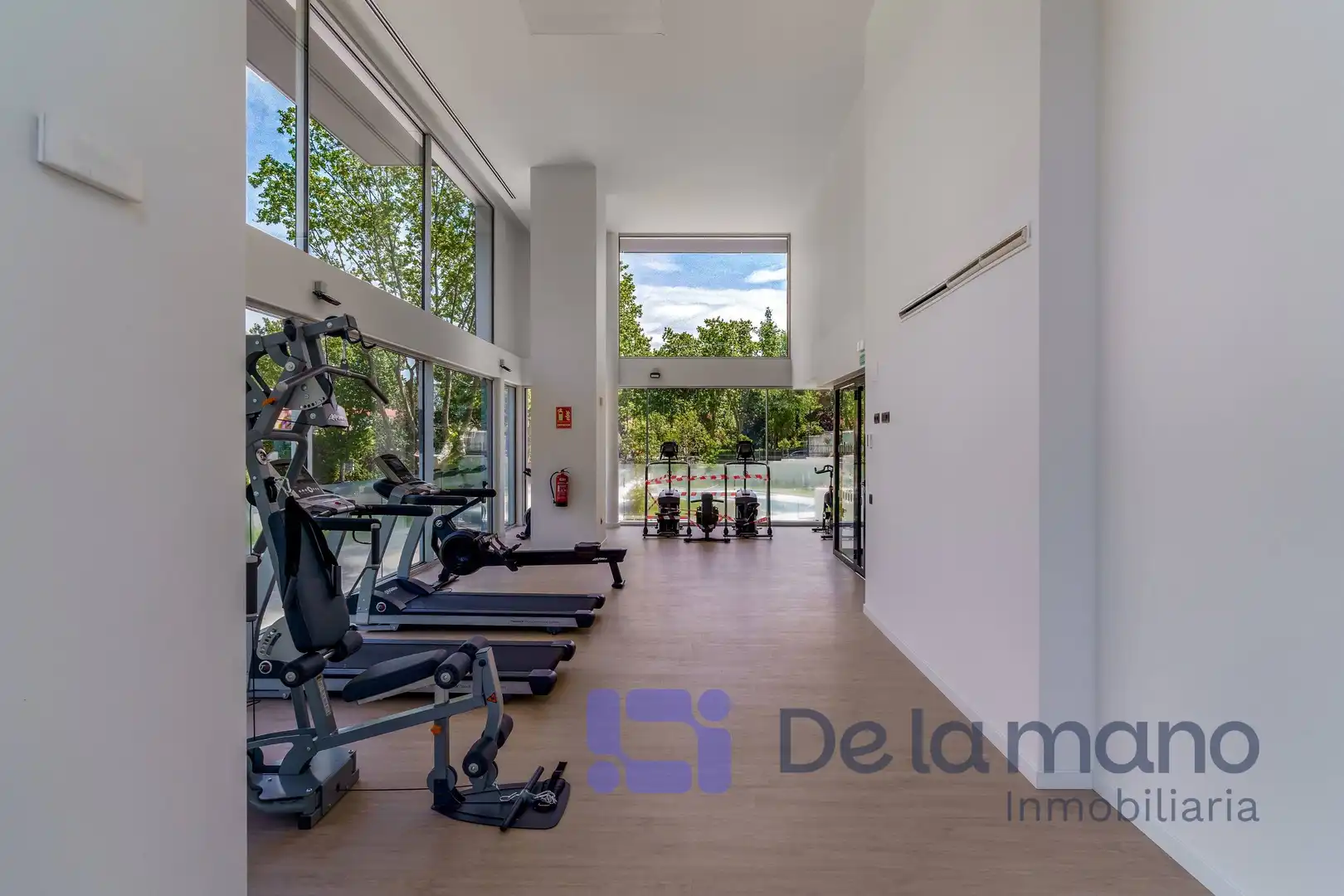 Apartments for rent in Calle de la Costa Brava, 13, Mirasierra