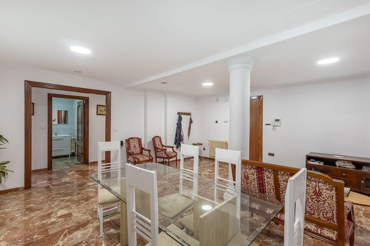 Dining room of Flat for sale in  Granada Capital  with Heating