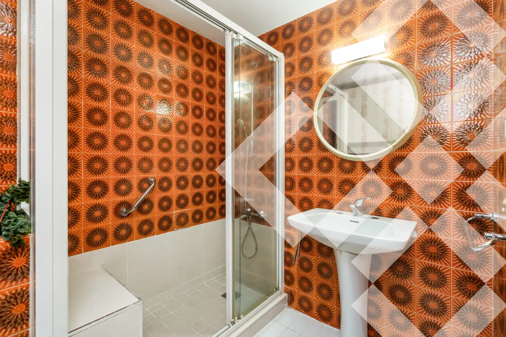 Bathroom of Flat for sale in Barcelona  with Air Conditioner, Terrace and Oven