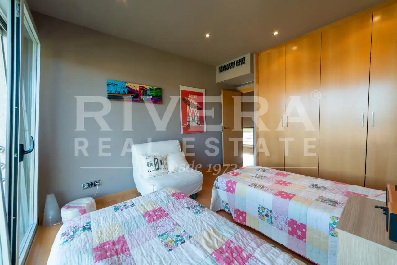 Habitación de Casa o chalet en venta en Poio con Calefacción, Jardín privado y Terraza