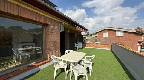 IMPRESIONANTE CASA EN BARBERA DEL VALLES  ZONA CAN GORGS II. IDEAL PARA DOS FAMILIAS