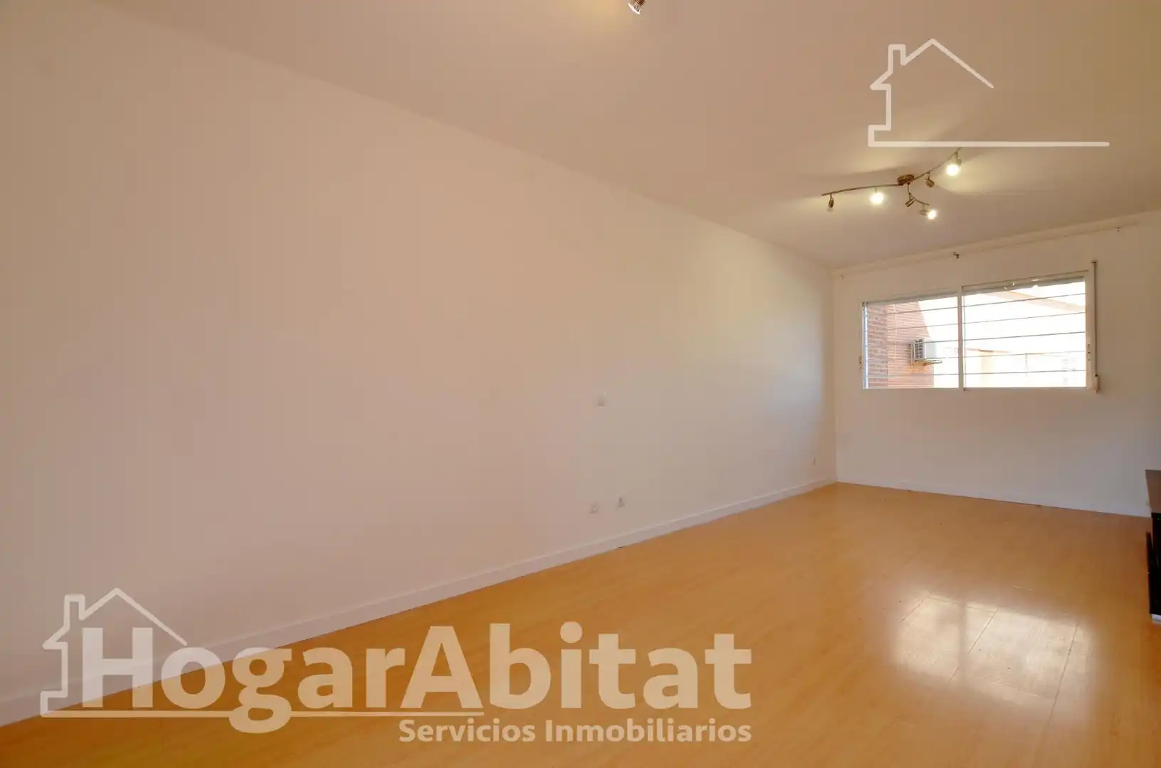 Bedroom of Flat for sale in Gandia  with Parquet flooring and Balcony