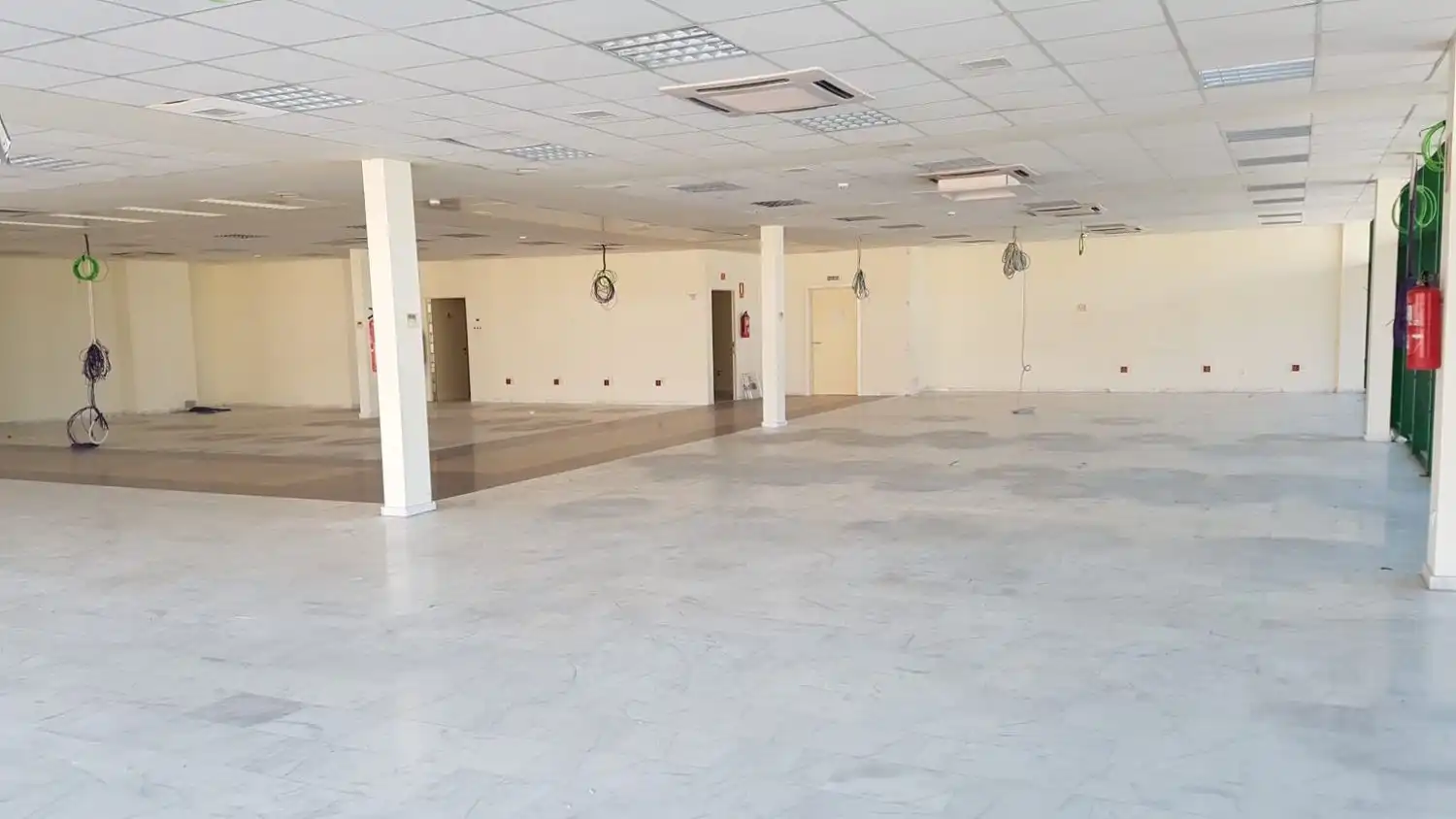 Büro zur Miete in Edificio Vilaser, imagen 2