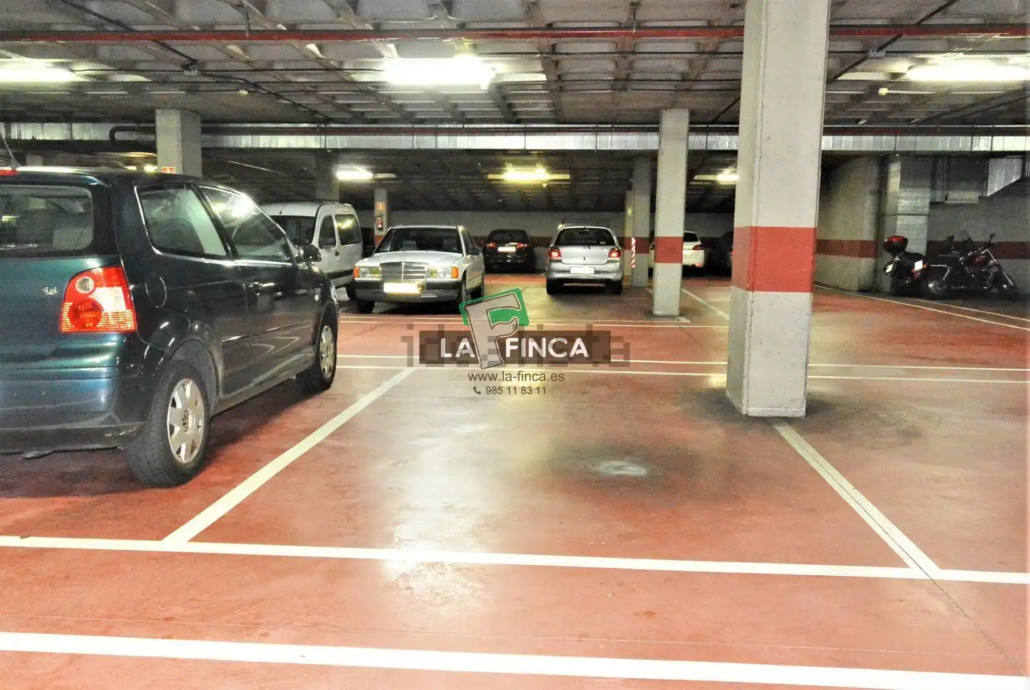Parking de Garaje en venta en Oviedo 