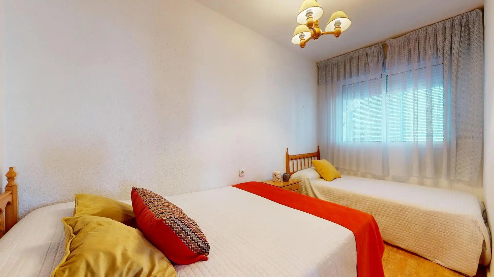 Habitación de Apartamento en venta en San Pedro del Pinatar con Amueblado y Balcón