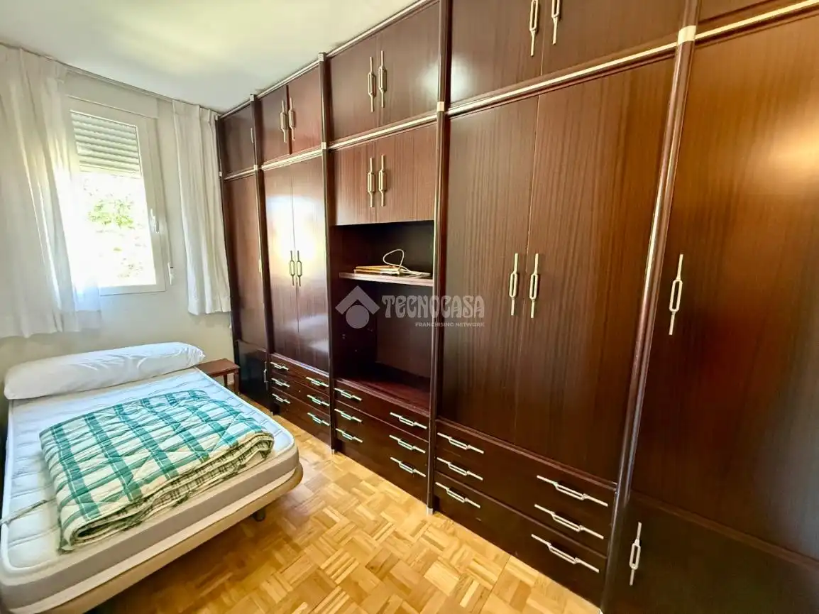 Habitación de Piso en venta en Madrid con Calefacción