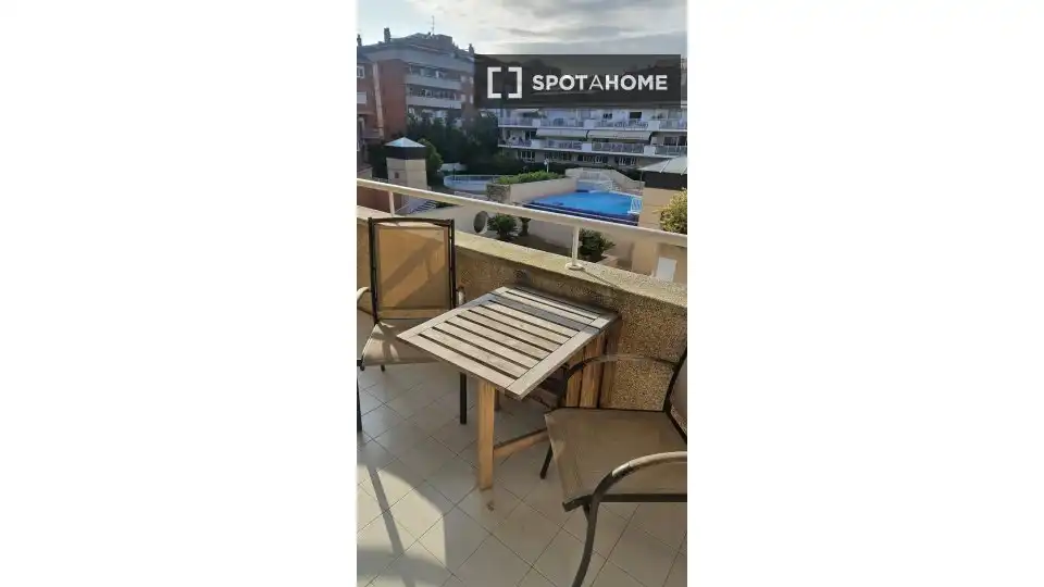 Terrassa de Pis per a compartir en Sant Cugat del Vallès amb Aire condicionat, Terrassa i Moblat