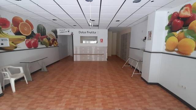 Local comercial en Alquiler en La Roda