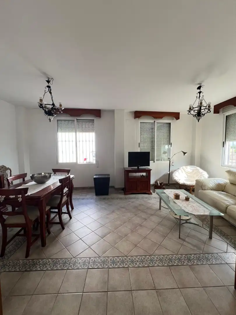 Sala d'estar de Casa o xalet en venda en Rafelbuñol / Rafelbunyol amb Calefacció, Terrassa i Traster