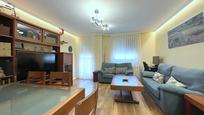 Living room of Flat for sale in Leganés  with Air Conditioner, Terrace and Balcony