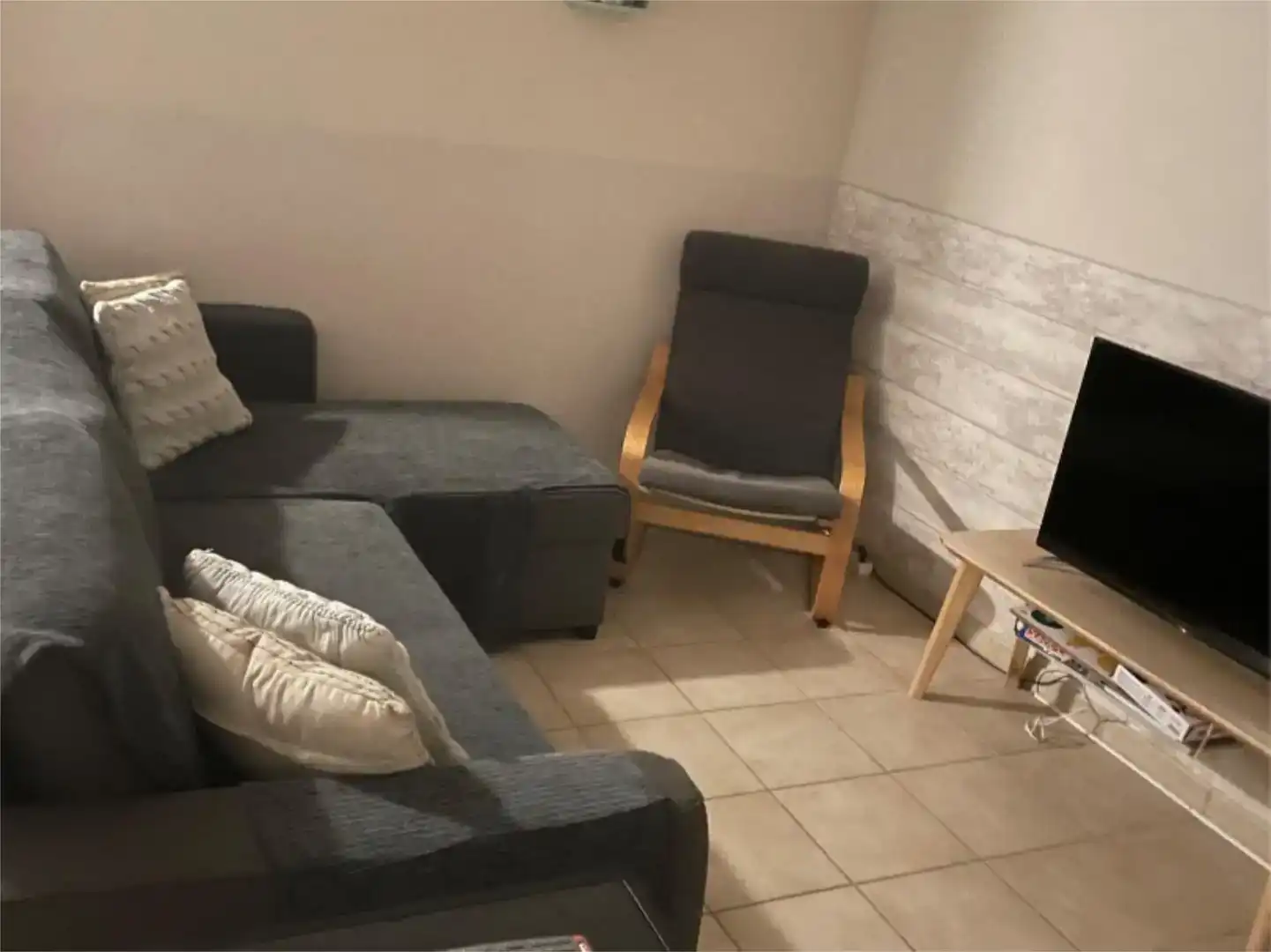 Flat for rent in Oliva  with Air Conditioner, Swimming Pool and Furnished