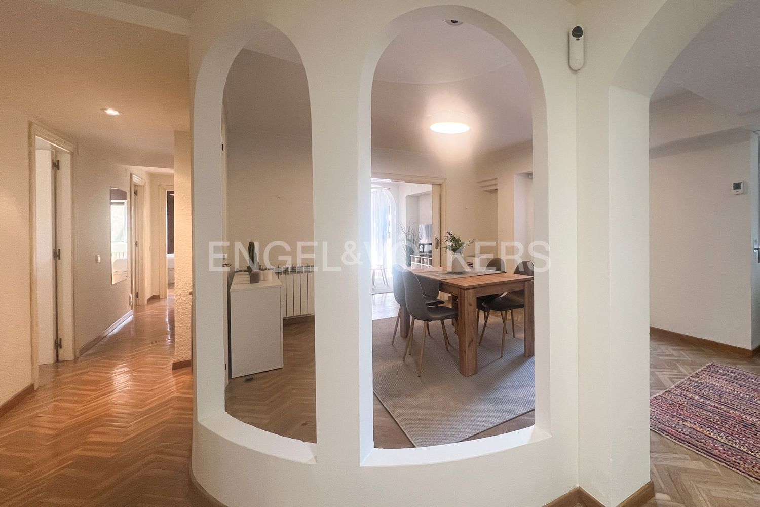 Apartment to rent in  Valencia Capital  with Air Conditioner, Heating and Parquet flooring