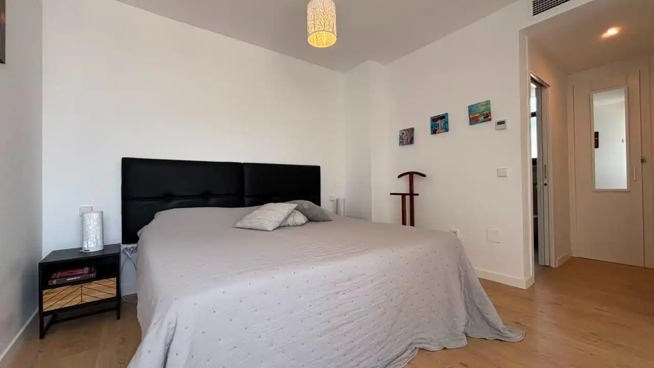 Schlafzimmer von Dachboden zur Miete in Villajoyosa / La Vila Joiosa mit Klimaanlage, Terrasse und Möbliert
