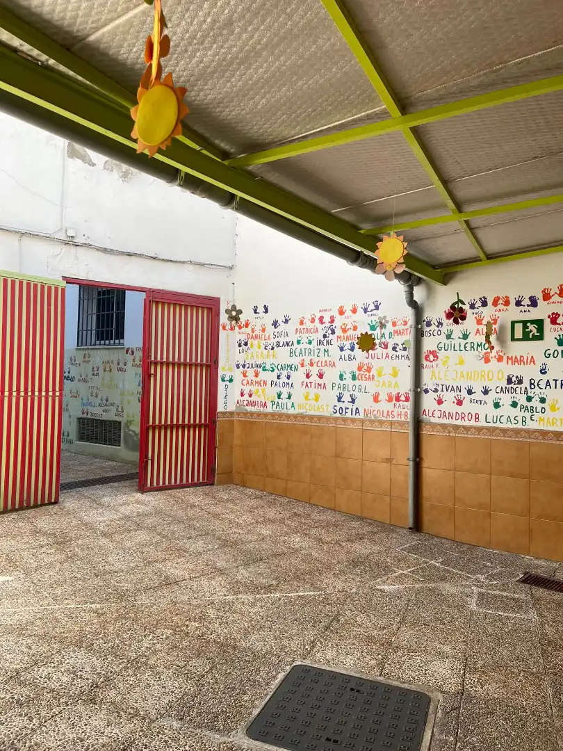 Local comercial de lloguer a Calle Santiago, imagen 4