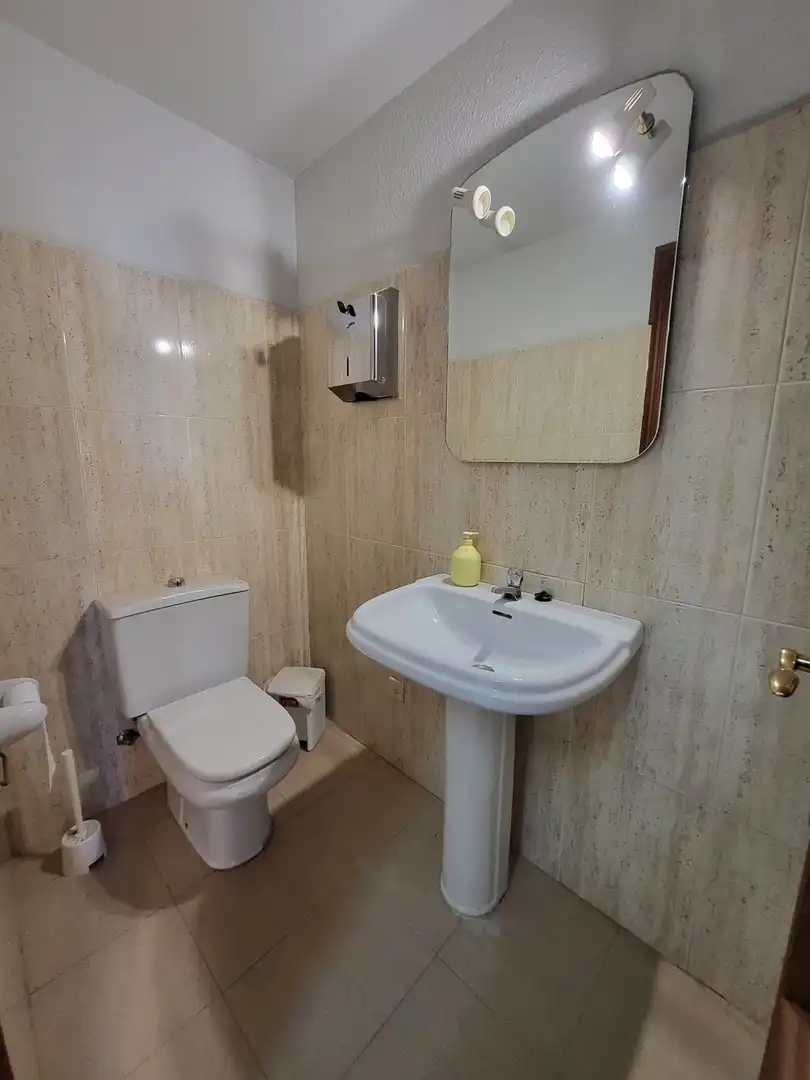 Business premises to rent in El Carbayedo - El Quirinal, imagen 11