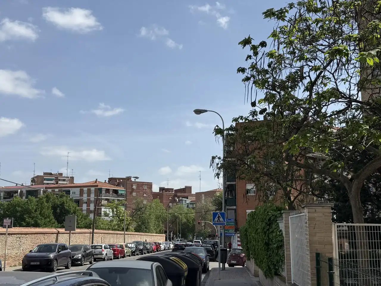 Vista exterior de Piso en venta en Madrid con Calefacción y Terraza