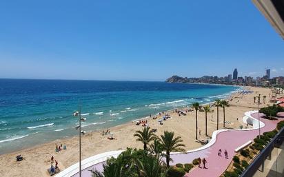 Außenansicht von Wohnung zum verkauf in Benidorm mit Klimaanlage, Terrasse und Schwimmbad