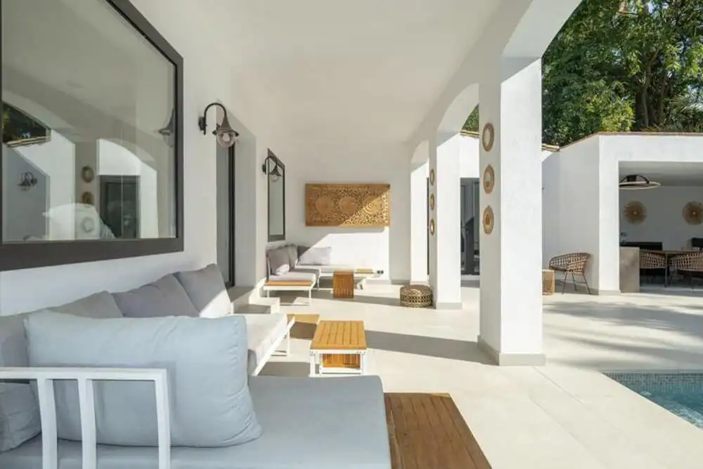 Casa amb piscina en venda a Benahavís pueblo, imagen 2