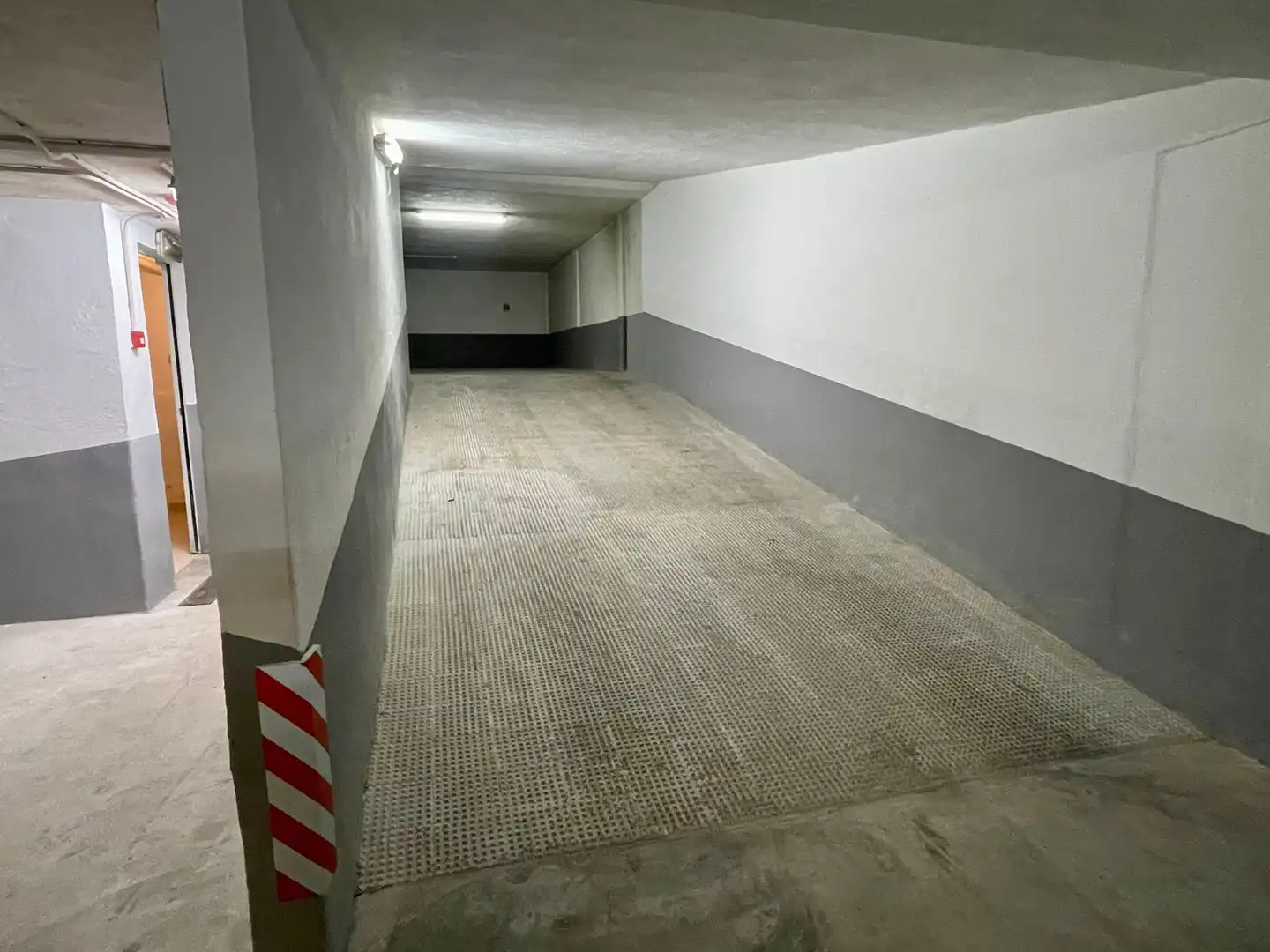 Einzelparkplatz mit Aufzug zum Verkauf in Calle Victoria Costa Mayo, imagen 2