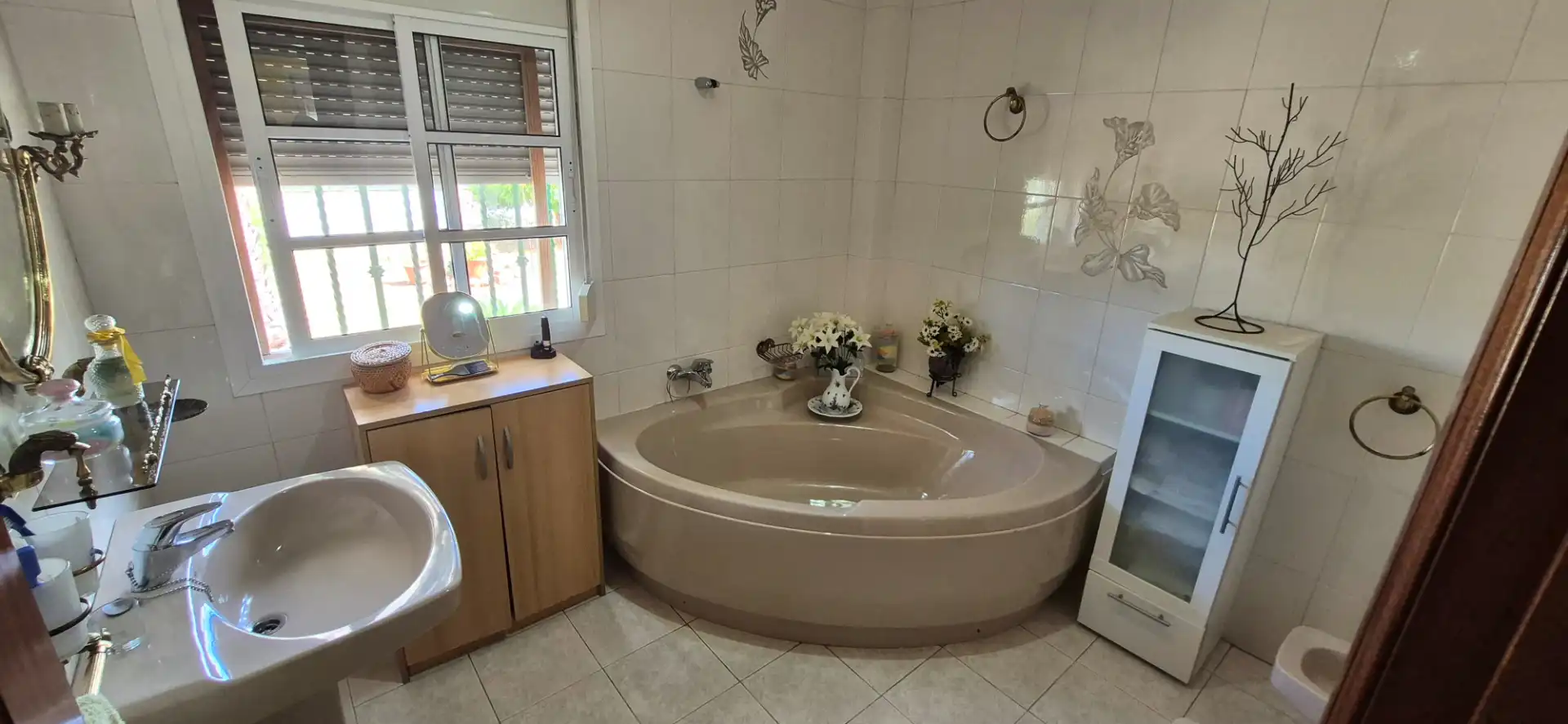 Baño de Casa o chalet en venta en Carmona con Aire acondicionado, Calefacción y Jardín privado