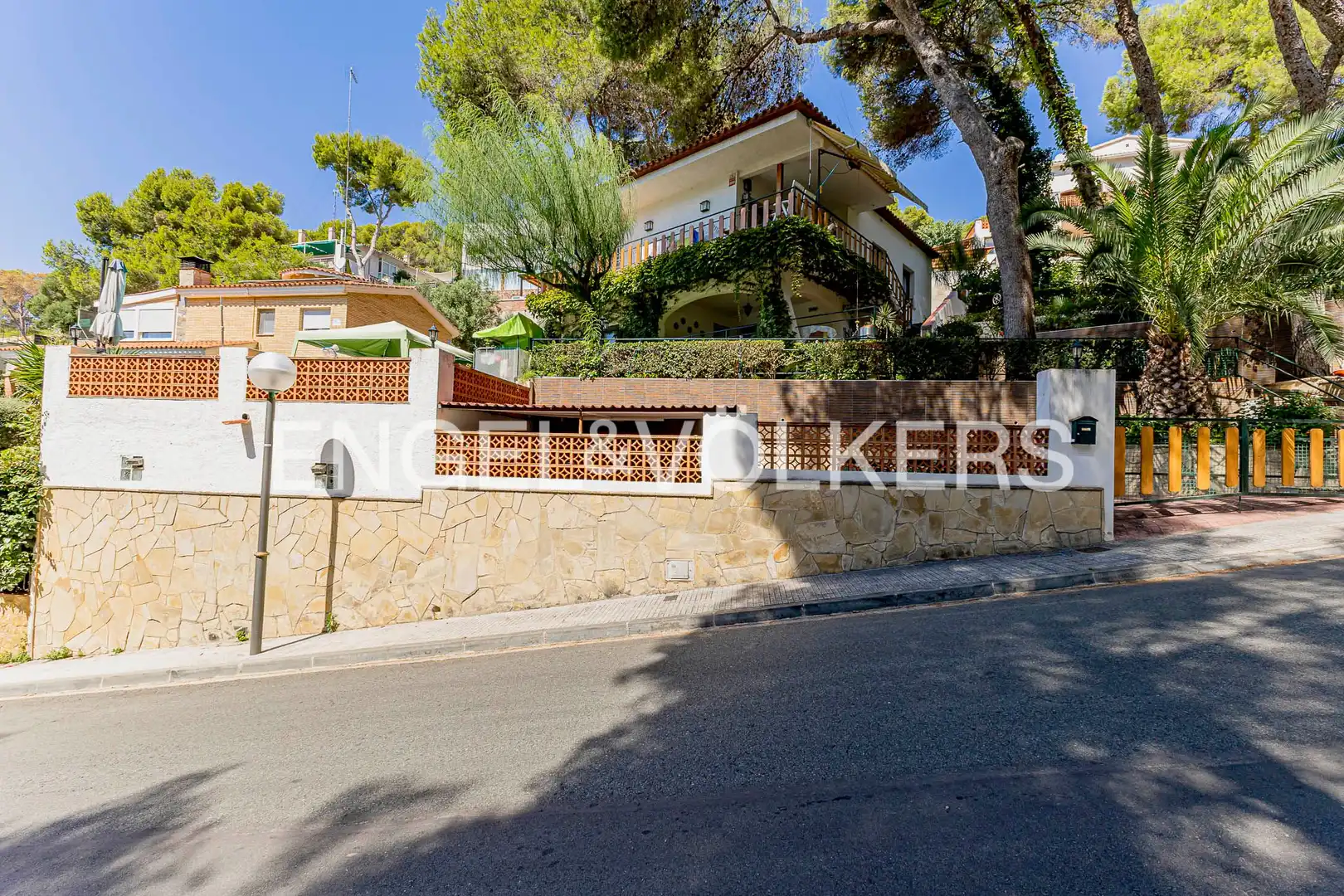 Vista exterior de Casa adosada en venta en Tarragona con Calefacción, Jardín privado y Terraza