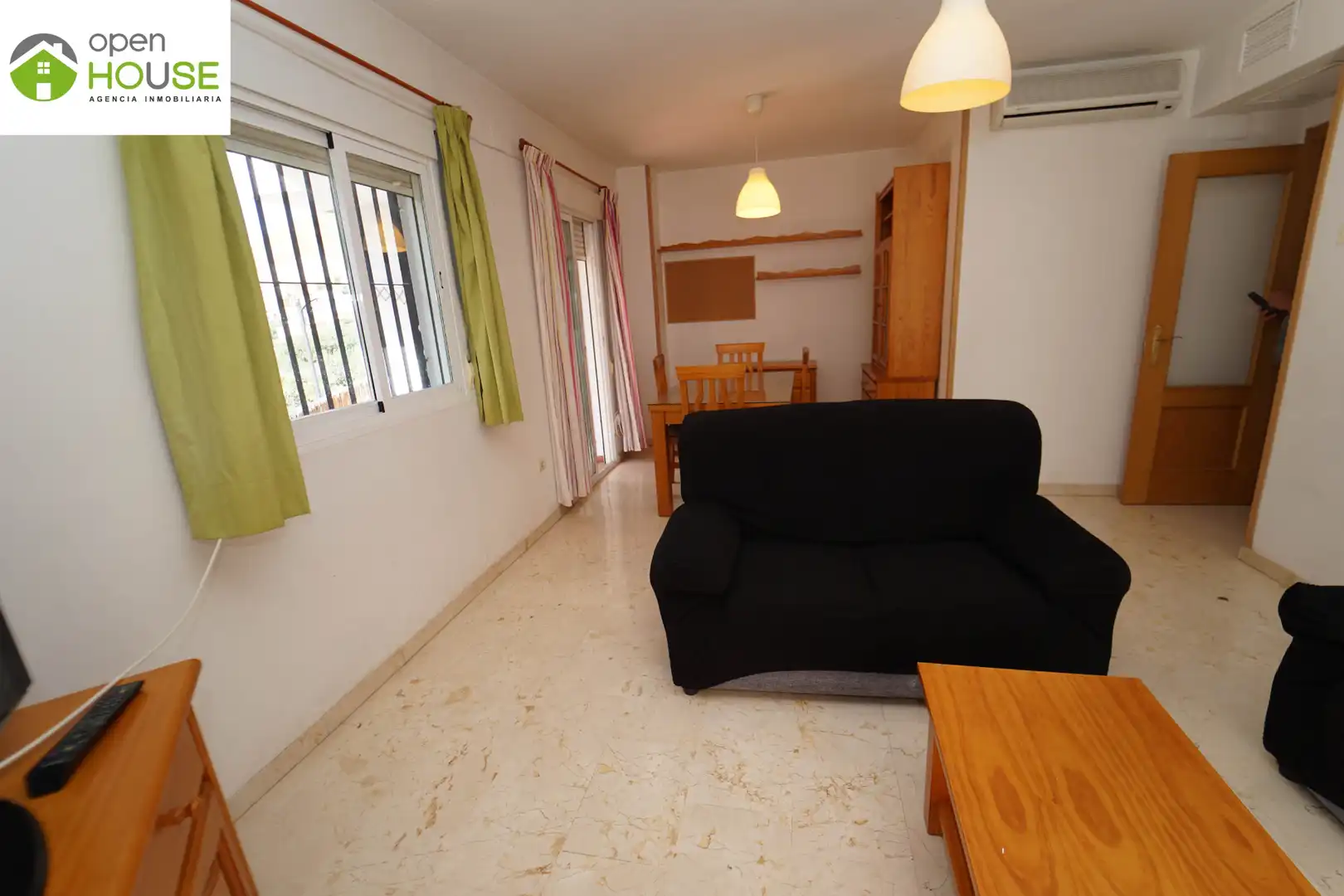 Sala de estar de Piso de alquiler en Güéjar Sierra con Aire acondicionado, Terraza y Amueblado
