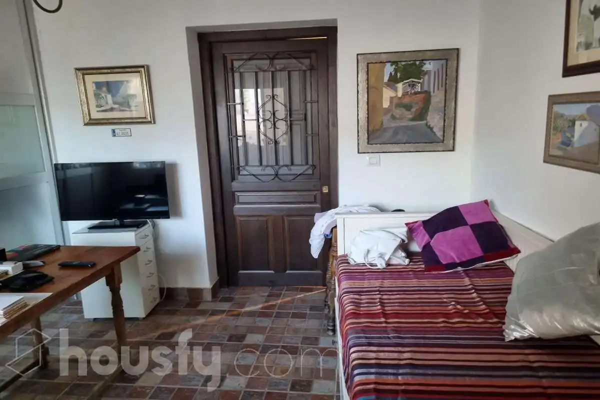 Habitación de Casa o chalet en venta en Priego de Córdoba con Aire acondicionado, Calefacción y Jardín privado