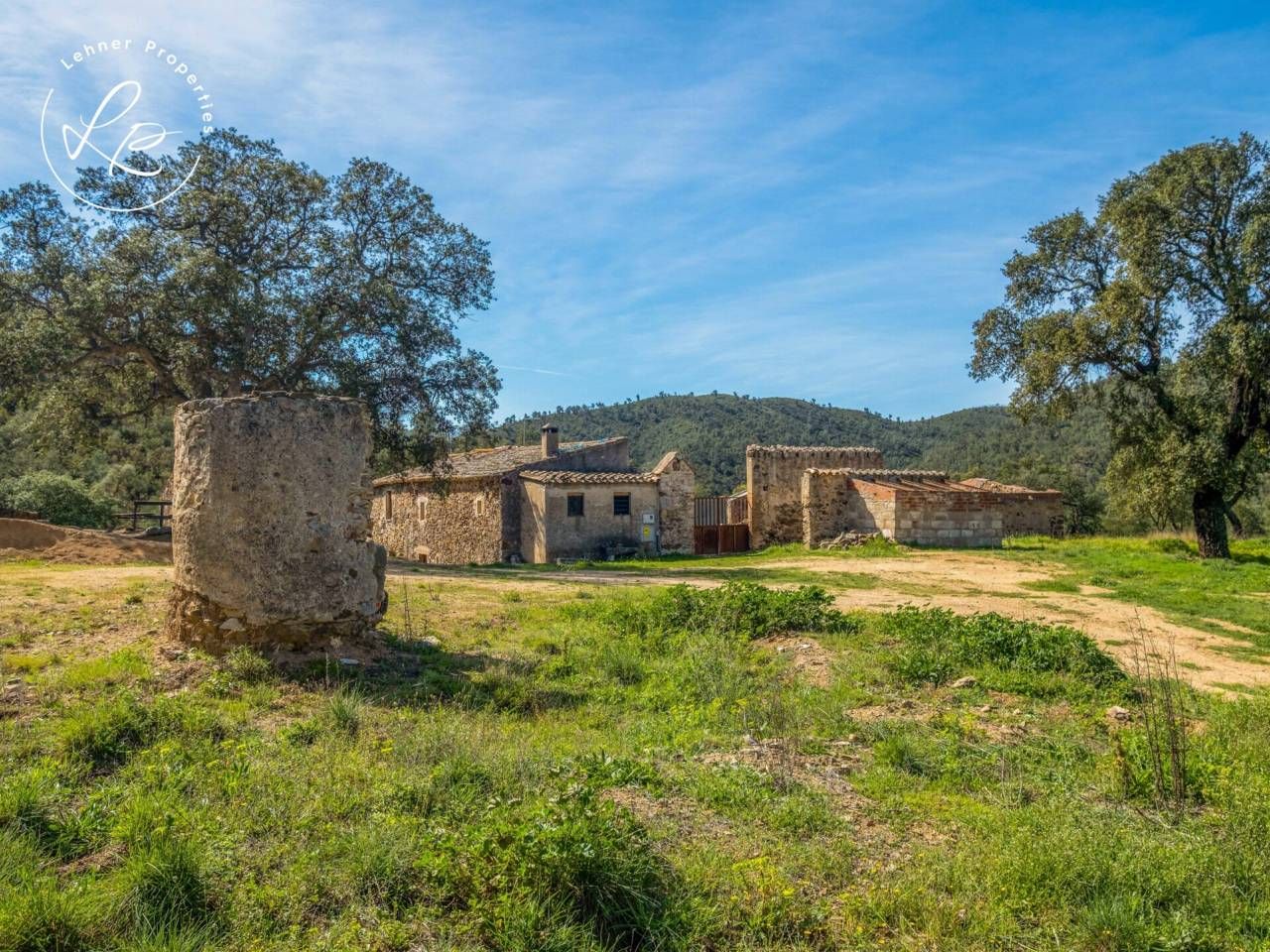 Exterior view of Country house for sale in Darnius