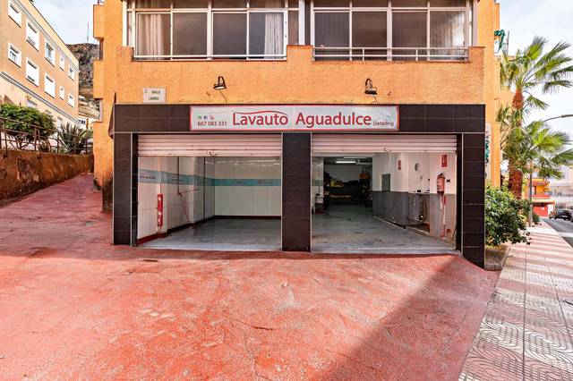 Local comercial en Venta en Calle Calle Laurel en El Puerto