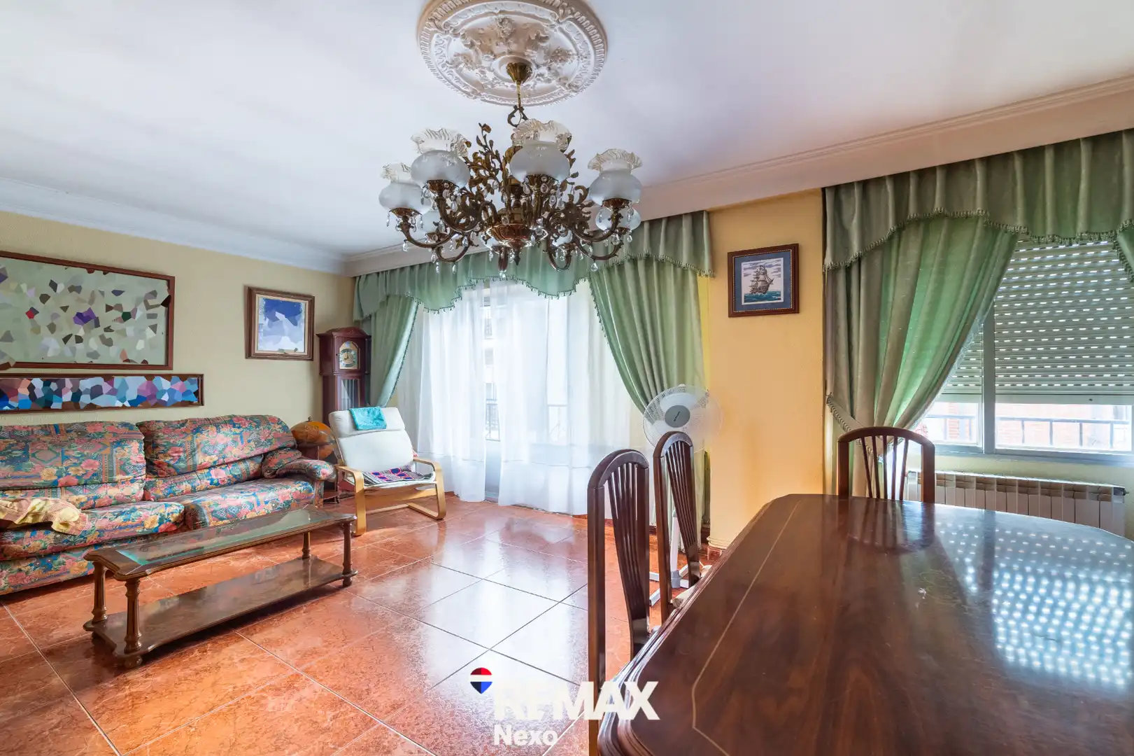 Living room of Detached homes for sale in Benavente  with Private garden, Parquet flooring and Storage room