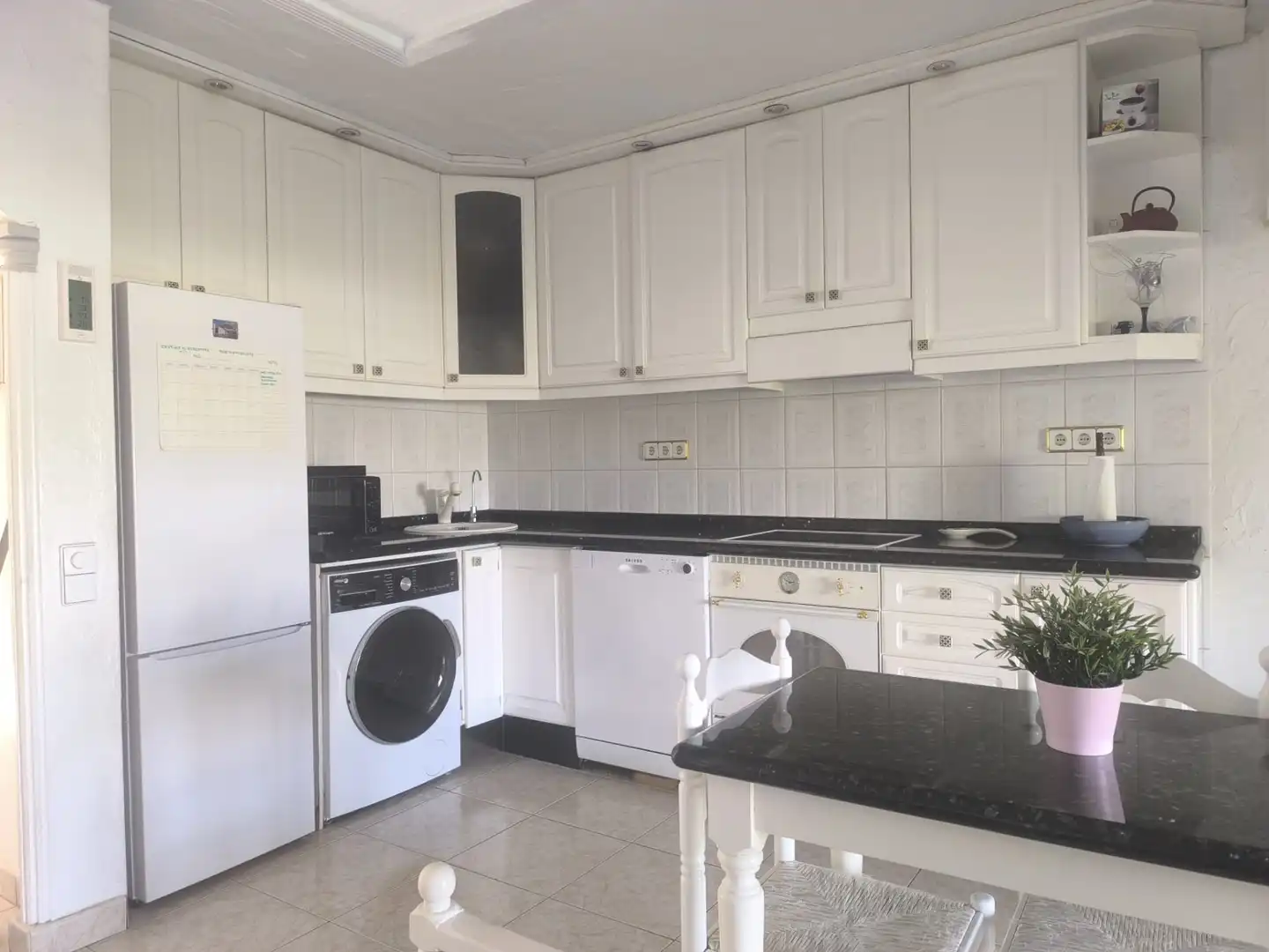 Cuina de Apartament en venda en San Bartolomé de Tirajana amb Aire condicionat, Terrassa i Piscina comunitària