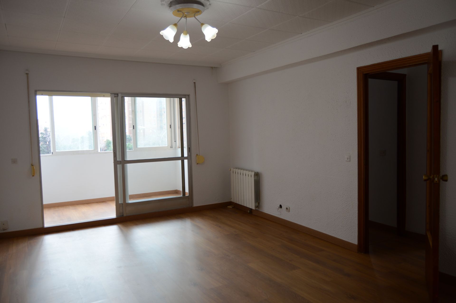 Dormitori de Pis en venda en  Madrid Capital amb Calefacció, Terrassa i Forn