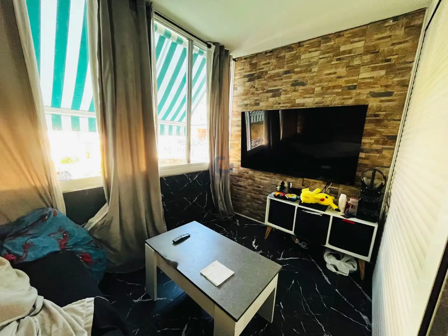 Living room of Flat for sale in Alicante / Alacant  with Air Conditioner, Private garden and Community pool