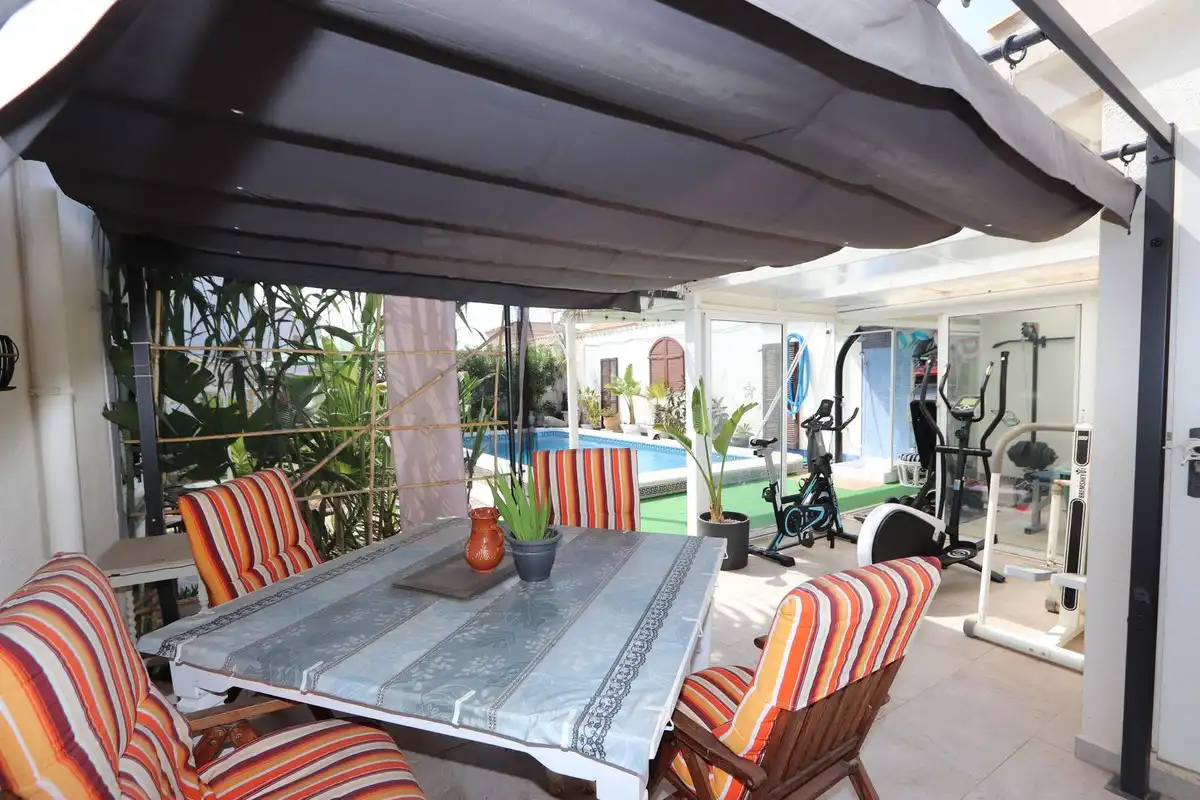 Terraza de Casa o chalet en venta en Alicante / Alacant con Aire acondicionado, Jardín privado y Terraza