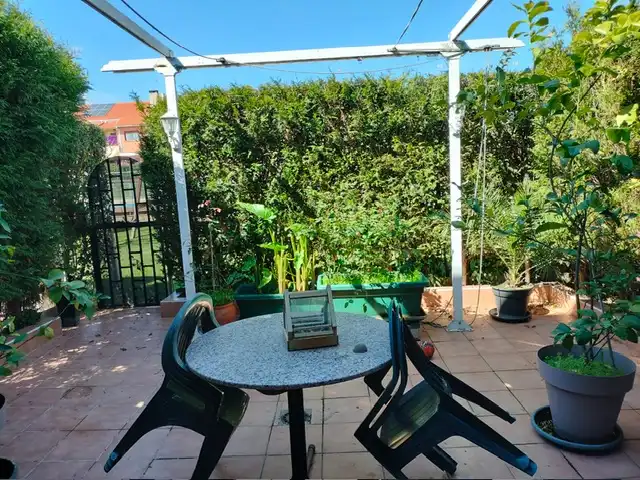 Casa o xalet en venda a Hispanoamérica - Comunidades