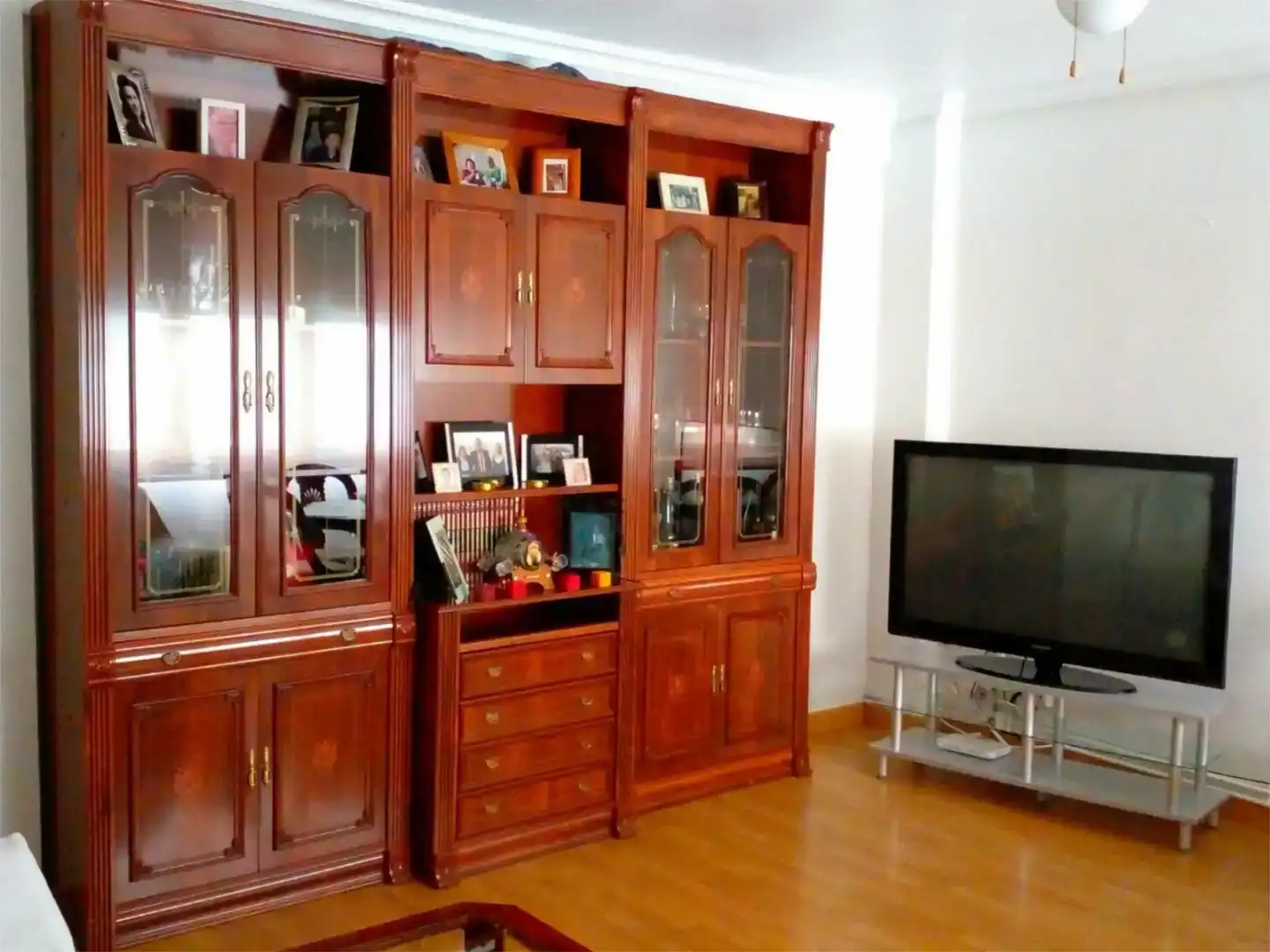 Sala d'estar de Pis en venda en Yecla amb Parquet