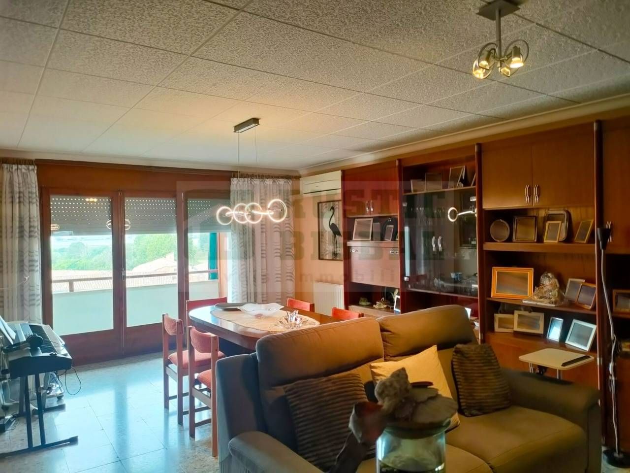 Living room of Flat for sale in La Bisbal d'Empordà  with Air Conditioner, Heating and Terrace