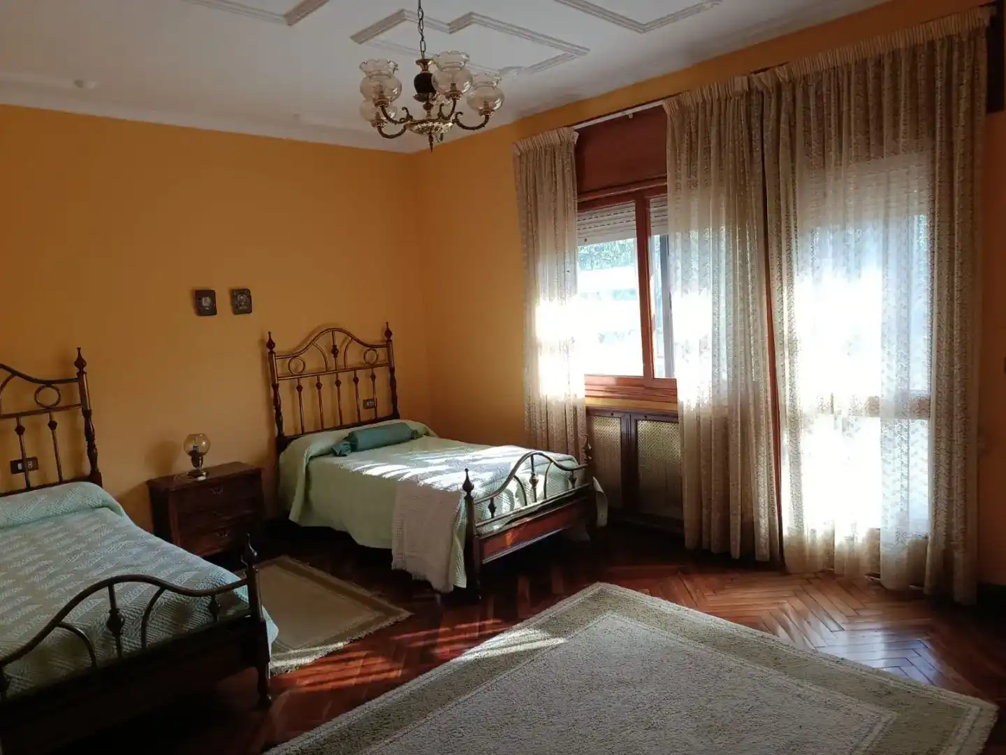 Dormitori de Pis en venda en Chantada amb Jardí privat, Parquet i Traster