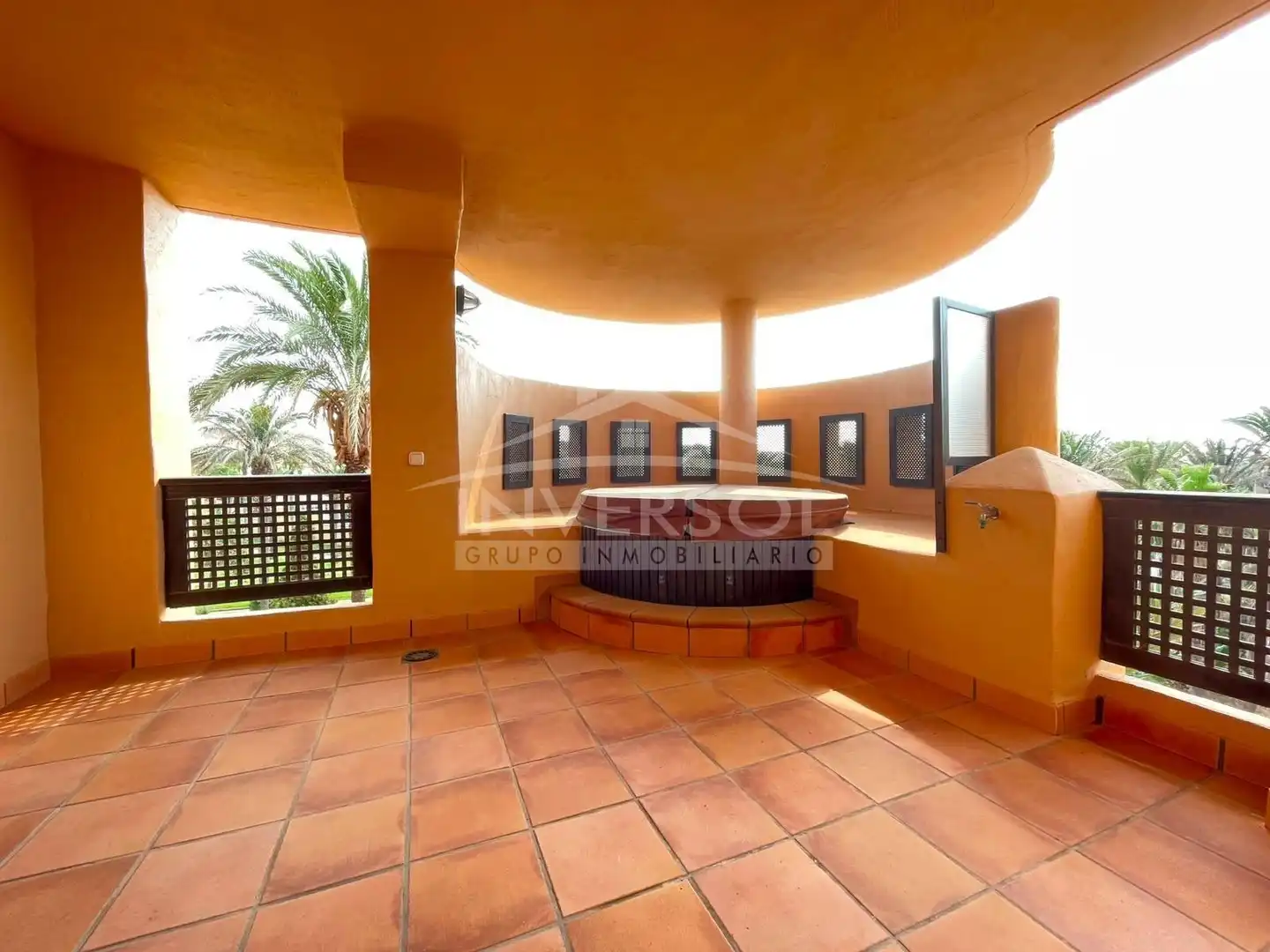 Terraza de Piso en venta en El Ejido con Terraza, Horno y Balcón